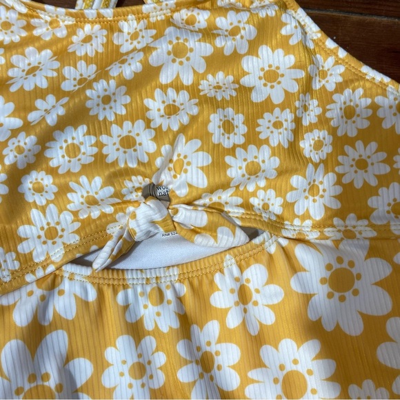 Wonder Nation Yellow and White Floral Swimsuit 10/12 - Picture 4 of 5